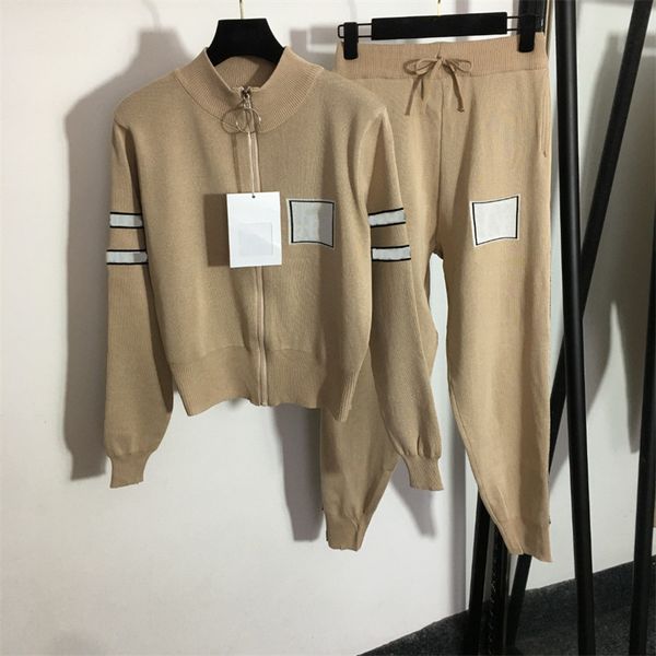 women's two piece pants knitted sports suit letter print standing collar long sleeve zipper cardigan tracksuit jacket, White
women's two piece pants knitted sports suit letter print standing collar long sleeve zipper cardigan tracksuit jacket, White