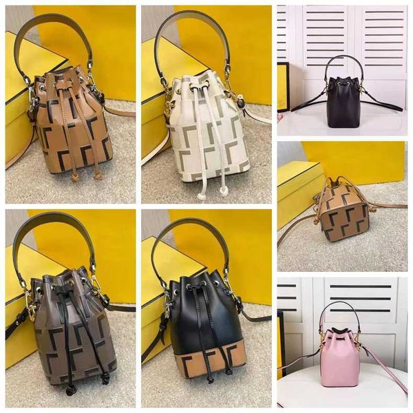 designer bag women fashion handle quality crossbody shoulder strap beach handbag fendyity letter roma travel luxury fendace purse zhouzhouba
designer bag women fashion handle quality crossbody shoulder strap beach handbag fendyity letter roma travel luxury fendace purse zhouzhouba