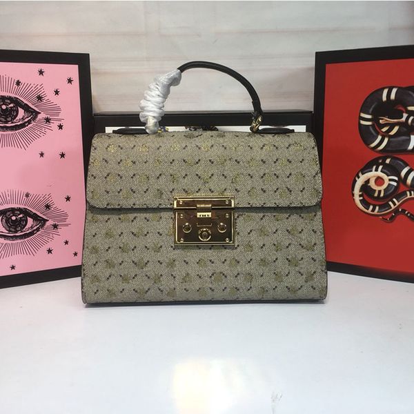 classic hand bag crossbody bags flap messenger purse tote letters print gold buckle cowhide genuine leather removable shoulder strap interna
classic hand bag crossbody bags flap messenger purse tote letters print gold buckle cowhide genuine leather removable shoulder strap interna