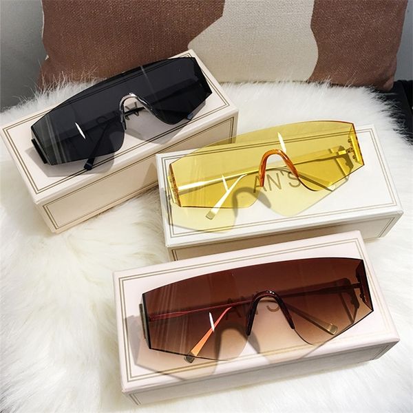 women or men sunglasses brand designer summer glasses fashion female luxury decoration classic eyewear uv400 220818, White;black
women or men sunglasses brand designer summer glasses fashion female luxury decoration classic eyewear uv400 220818, White;black