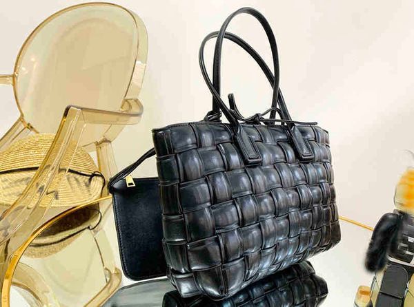 tote designer bottegas handbag women letter print luxury shoulder bags leather crossbody female shopping bucket lady purses zhouzhoubao123 4
tote designer bottegas handbag women letter print luxury shoulder bags leather crossbody female shopping bucket lady purses zhouzhoubao123 4