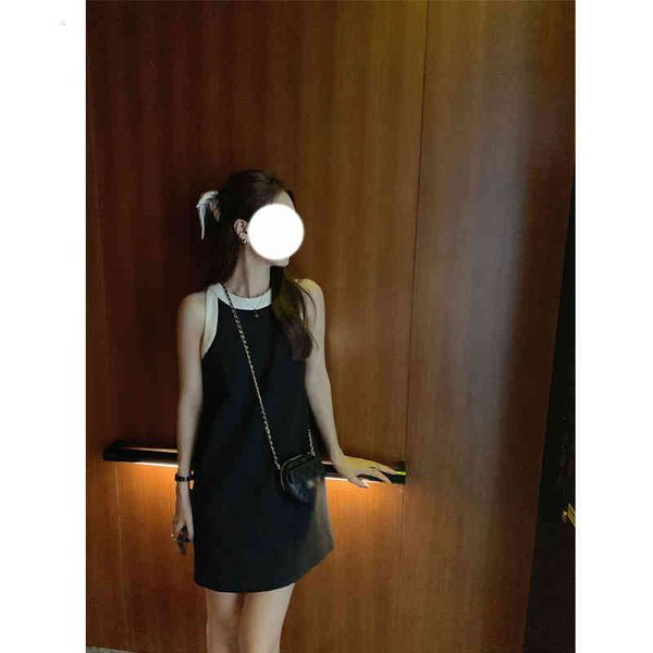 casual dresses simple french sleeveless contrast color pullover dress female summer celebrities temperament small fragrance versatile short, Black;gray
casual dresses simple french sleeveless contrast color pullover dress female summer celebrities temperament small fragrance versatile short, Black;gray