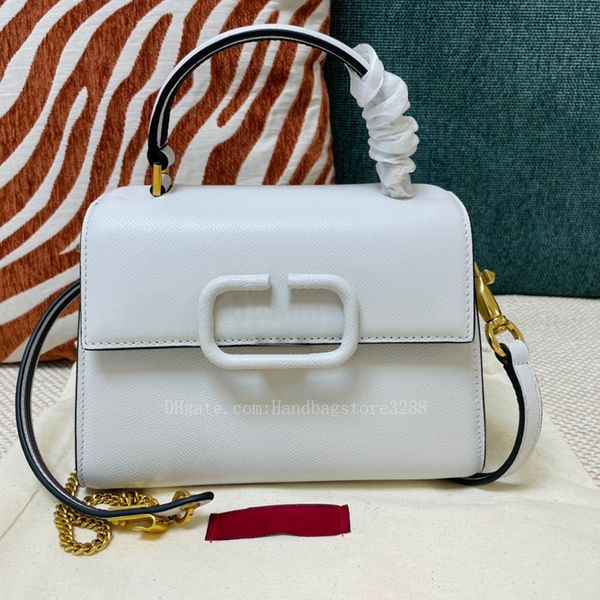 v vsling mini designer luxurious woman calfskin bags new style fashion lady handbags cross body shoulder bag retro style brass stud sign nap 
v vsling mini designer luxurious woman calfskin bags new style fashion lady handbags cross body shoulder bag retro style brass stud sign nap
