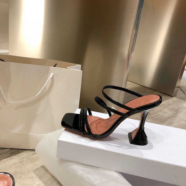 casual designer fashion women sandals black real leather strappy point toe high hees sandalias de las mujeres mujer 2021 shoes
casual designer fashion women sandals black real leather strappy point toe high hees sandalias de las mujeres mujer 2021 shoes