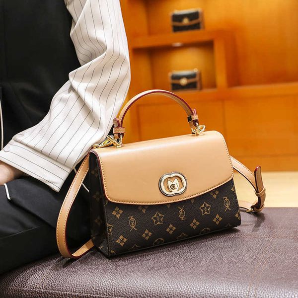 women bags backpack classic square purse leather luxury designer body pillow zhouzhoubao123 handbag high-capacity solid crossbody bag colors
women bags backpack classic square purse leather luxury designer body pillow zhouzhoubao123 handbag high-capacity solid crossbody bag colors