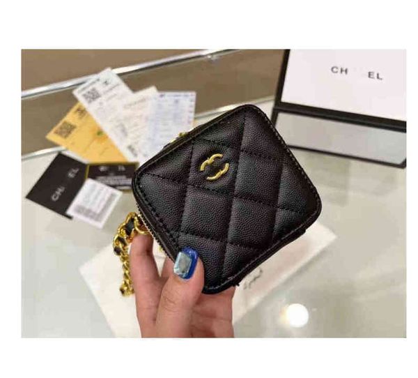 designer channel bag tote shoulder handbag man woman lovers luxurious fashion mini square single chain style laser pink black messenger bag
designer channel bag tote shoulder handbag man woman lovers luxurious fashion mini square single chain style laser pink black messenger bag