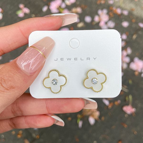 2022 new fashion clover designer stud earrings for women 18k gold simple elegant flower ear rings jewelry gift, Golden;silver
2022 new fashion clover designer stud earrings for women 18k gold simple elegant flower ear rings jewelry gift, Golden;silver
