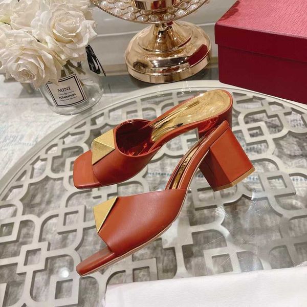 2022 summer women slippers fashion brand rivet ladies sandals shoes square toe thick heels casaul outdoor slide female flip flops, Black
2022 summer women slippers fashion brand rivet ladies sandals shoes square toe thick heels casaul outdoor slide female flip flops, Black