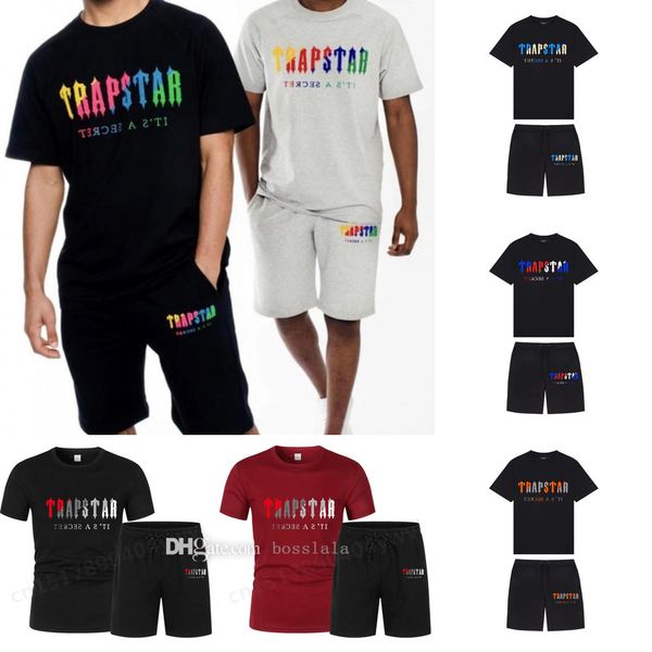 s-3xl designer mens tracksuits summer cotton 2 piece sets fashion letter trapstar print short sleeve t shirt shorts outfits, Gray
s-3xl designer mens tracksuits summer cotton 2 piece sets fashion letter trapstar print short sleeve t shirt shorts outfits, Gray