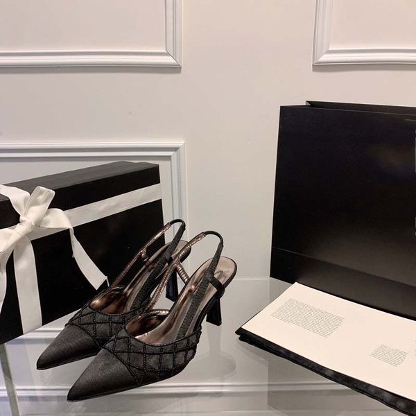 high heels dress shoes women sandals men luxury designer summer sandals leather flats fashion wedding slippers box 35-40, Black
high heels dress shoes women sandals men luxury designer summer sandals leather flats fashion wedding slippers box 35-40, Black