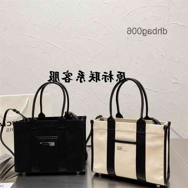 bags handbag and 2022 designer black white letter canvas balenciga hbag large capacity single shoulder tote bag men women quality
bags handbag and 2022 designer black white letter canvas balenciga hbag large capacity single shoulder tote bag men women quality