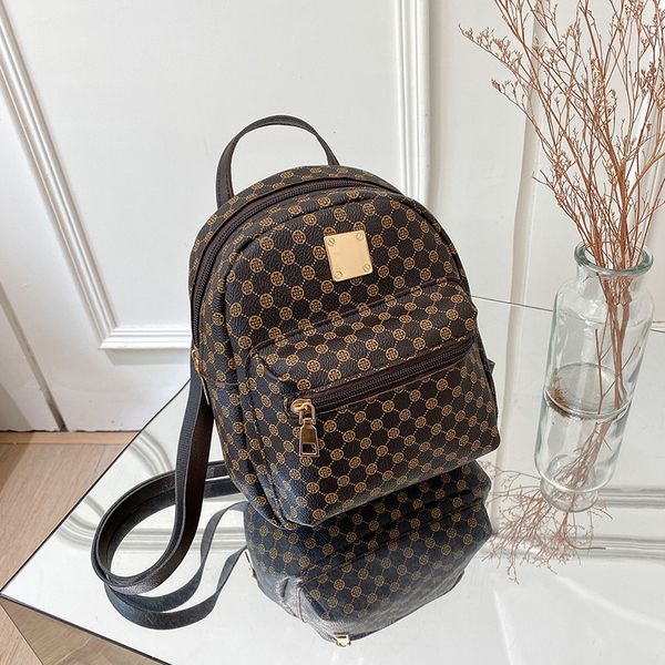 classic flower backpack women bags foreign trade bag women's backpack korean fashion student schoolbag travelling bag 220817
classic flower backpack women bags foreign trade bag women's backpack korean fashion student schoolbag travelling bag 220817