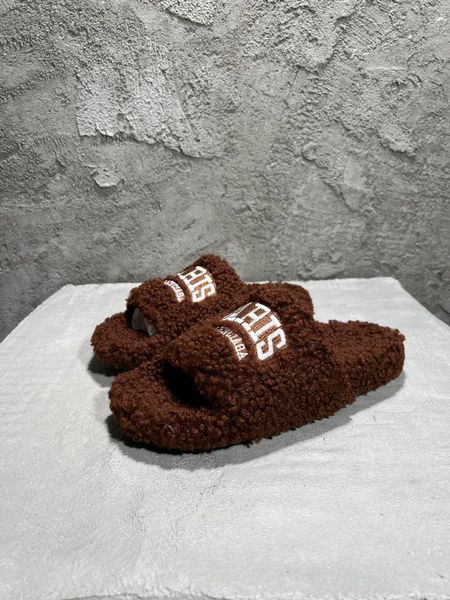 2022 winter new fashions women and mens sandals slide slippers beautiful desert sand slides slippers, Black
2022 winter new fashions women and mens sandals slide slippers beautiful desert sand slides slippers, Black