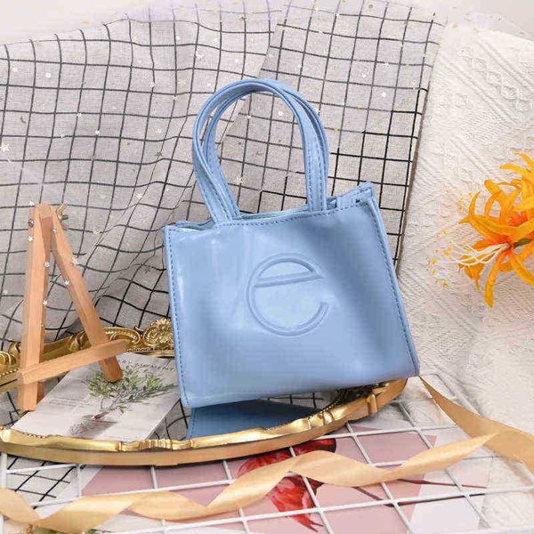 tote designer telfare handbag women letter print luxury shoulder bags leather crossbody female shopping bucket lady purses zhouzhoubao123 h6
tote designer telfare handbag women letter print luxury shoulder bags leather crossbody female shopping bucket lady purses zhouzhoubao123 h6