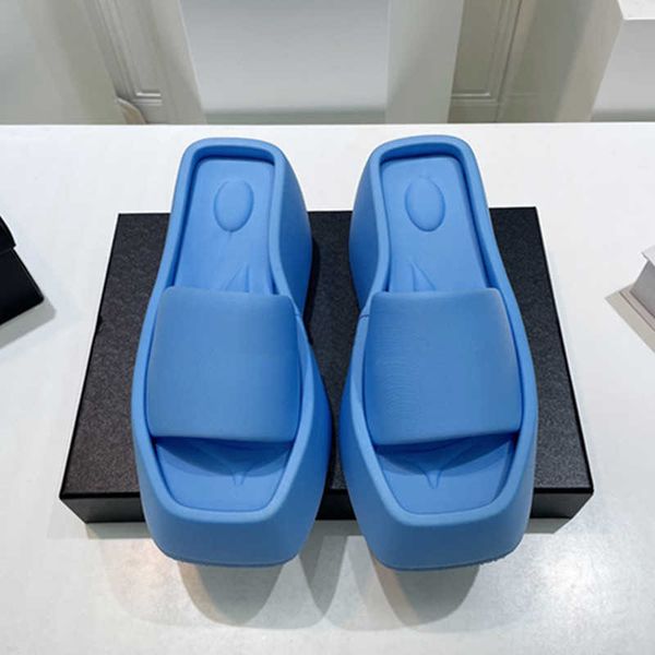 10cm alex high heel wedge slippers women luxurys aw platform sandals wang pu foam square toe wedges thick bottom beach shoes elevate pool, Black
10cm alex high heel wedge slippers women luxurys aw platform sandals wang pu foam square toe wedges thick bottom beach shoes elevate pool, Black