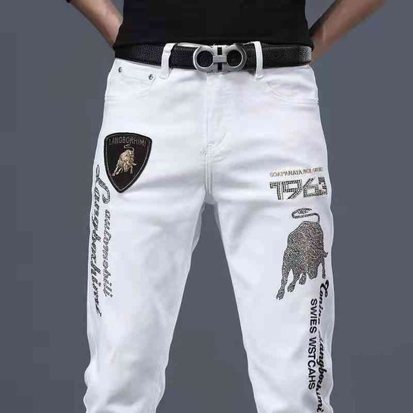 men's jeans chaopai spring and autumn slim fit personality badge cattle diamond embroidered leggings trend handsome elastic white jeans, Blue
men's jeans chaopai spring and autumn slim fit personality badge cattle diamond embroidered leggings trend handsome elastic white jeans, Blue