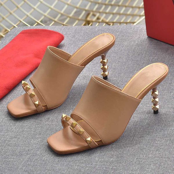 summer high heel slippers ladies sandals casual fashion open toe metal buckle designer beach ribs women's heel, Black
summer high heel slippers ladies sandals casual fashion open toe metal buckle designer beach ribs women's heel, Black