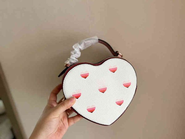 designer luxury women the tote bag fashion versatile handbags shoulder crossbody bags purse telfars totes large capacity saddle wallets 7a 5
designer luxury women the tote bag fashion versatile handbags shoulder crossbody bags purse telfars totes large capacity saddle wallets 7a 5