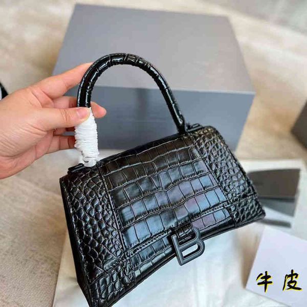 handbags classic balencaigass shoulder bags b's bag female cowhide hourglass crocodile pattern high-end handbag net red same one messen
handbags classic balencaigass shoulder bags b's bag female cowhide hourglass crocodile pattern high-end handbag net red same one messen