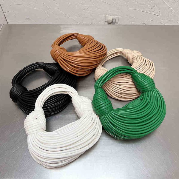 tote designer bottegas handbag women letter print luxury shoulder bags leather crossbody female shopping bucket lady purses zhouzhoubao123 3
tote designer bottegas handbag women letter print luxury shoulder bags leather crossbody female shopping bucket lady purses zhouzhoubao123 3