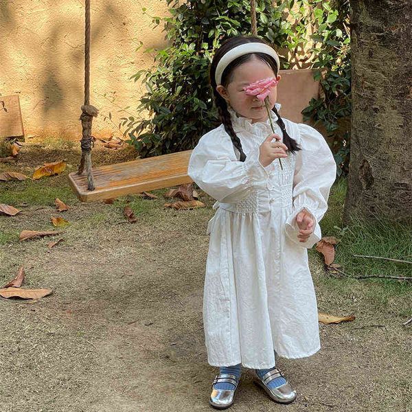 2022 autumn korean girls' long sleeved lotus leaf collar dress children retro princess dress y220819, Red;yellow
2022 autumn korean girls' long sleeved lotus leaf collar dress children retro princess dress y220819, Red;yellow