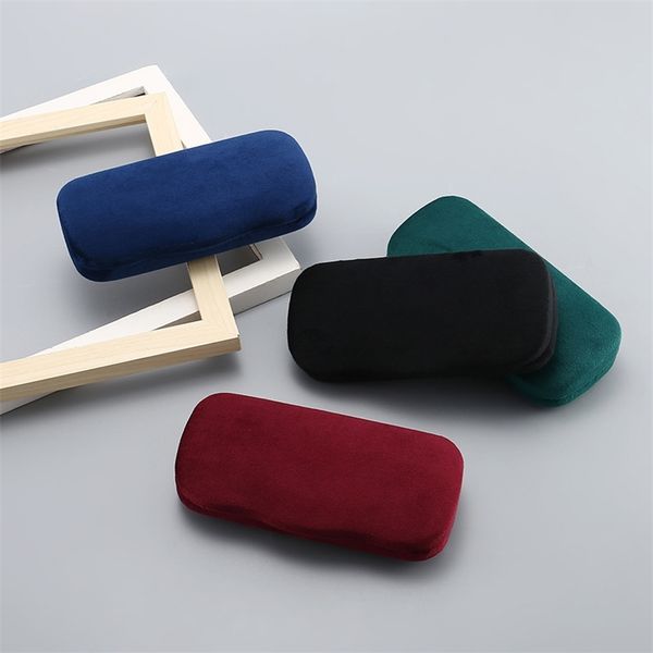 plush iron box g letter glasses luxry spectacle case antipressure literature art male and female student fashio sunglasses 220819
plush iron box g letter glasses luxry spectacle case antipressure literature art male and female student fashio sunglasses 220819