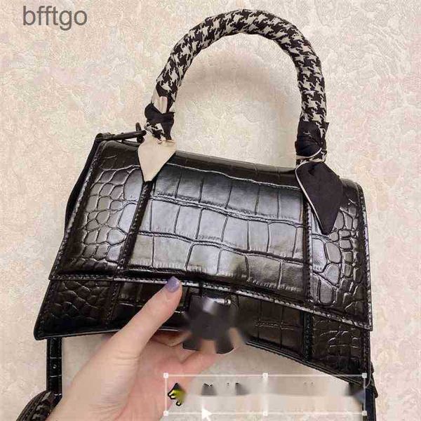 luxury balencaigabag handags designer paris home hourglass crocodile leather women's high version mini minority light
luxury balencaigabag handags designer paris home hourglass crocodile leather women's high version mini minority light