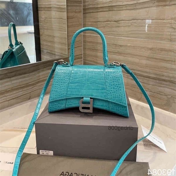 handbag balenciga italy designer portable luxurys 2022 women messenger bags crocodile hourglass hanbags paris b-buckl leather high quality
handbag balenciga italy designer portable luxurys 2022 women messenger bags crocodile hourglass hanbags paris b-buckl leather high quality