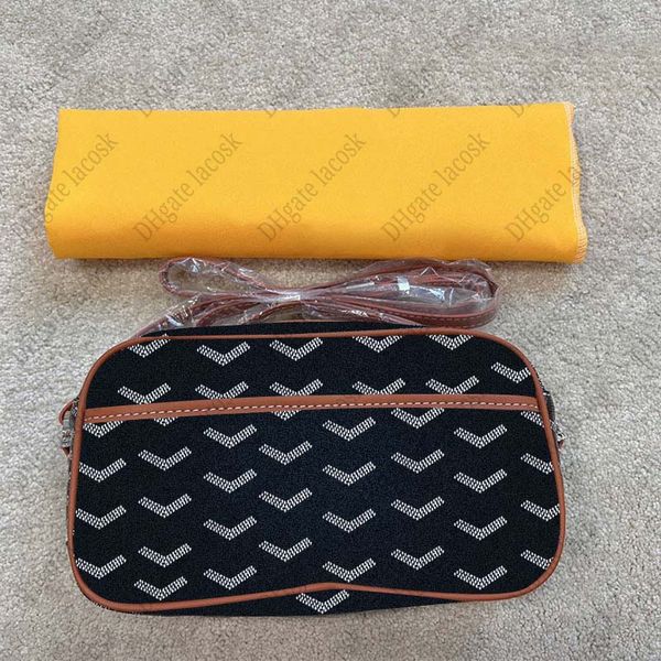 design womens shoulder bags letters flap crossbody bag handbags purses classic portable mobile phone wallets
design womens shoulder bags letters flap crossbody bag handbags purses classic portable mobile phone wallets