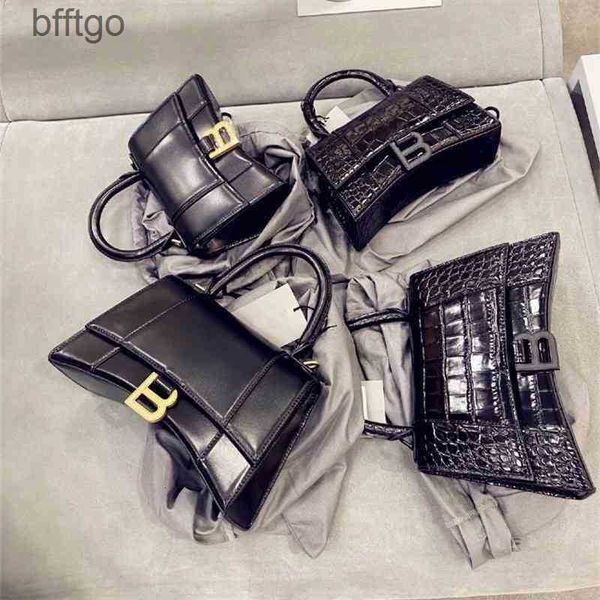 designer bag balenciga b hourglass home high version female summer leather crocodile pattern mini single shoulder diagonal white genuine
designer bag balenciga b hourglass home high version female summer leather crocodile pattern mini single shoulder diagonal white genuine