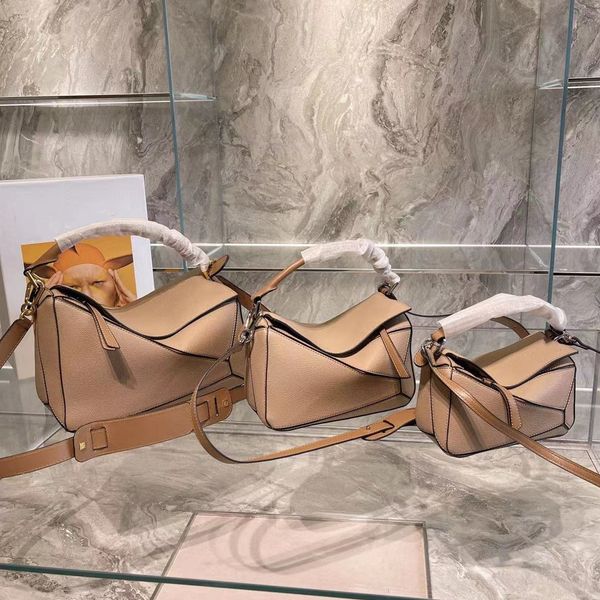fashion womens shoulder bags fashion handbags multicolor totes large capacity cross body classic spliced bag 20cm 25cm 30cm
fashion womens shoulder bags fashion handbags multicolor totes large capacity cross body classic spliced bag 20cm 25cm 30cm