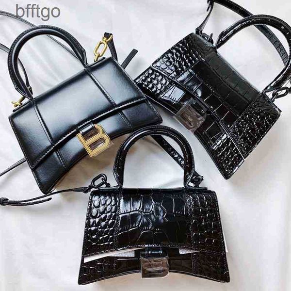 handbags designer balencaigaag paris 2022 fashion hourglass home high version leather women's single shoulder diagonal cross crocodile
handbags designer balencaigaag paris 2022 fashion hourglass home high version leather women's single shoulder diagonal cross crocodile