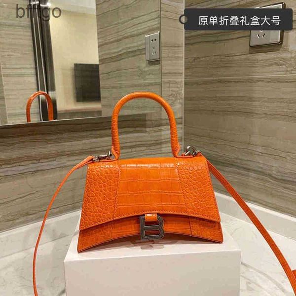 balencaigass handbags designers advanced hourglass bag 2022 fashion women's handbag shoulder messenger wallet
balencaigass handbags designers advanced hourglass bag 2022 fashion women's handbag shoulder messenger wallet