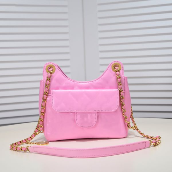 shopping bags cross body classic oil wax leather material temperament elegant body style suitable for all seasons chain shoulder strap bag 3
shopping bags cross body classic oil wax leather material temperament elegant body style suitable for all seasons chain shoulder strap bag 3
