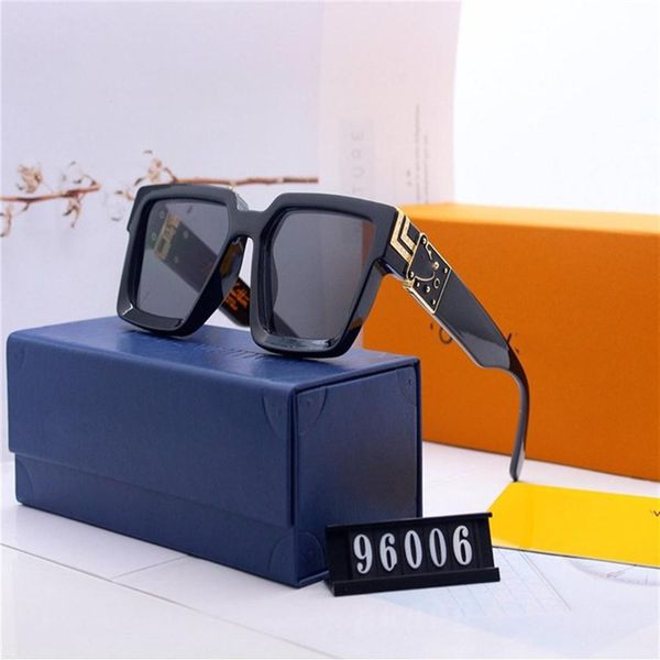 2021 classic design sunglasses metal frame and glass lenses designed for males female pilots to protect the uv400 male glasses 58m246m, White;black
2021 classic design sunglasses metal frame and glass lenses designed for males female pilots to protect the uv400 male glasses 58m246m, White;black