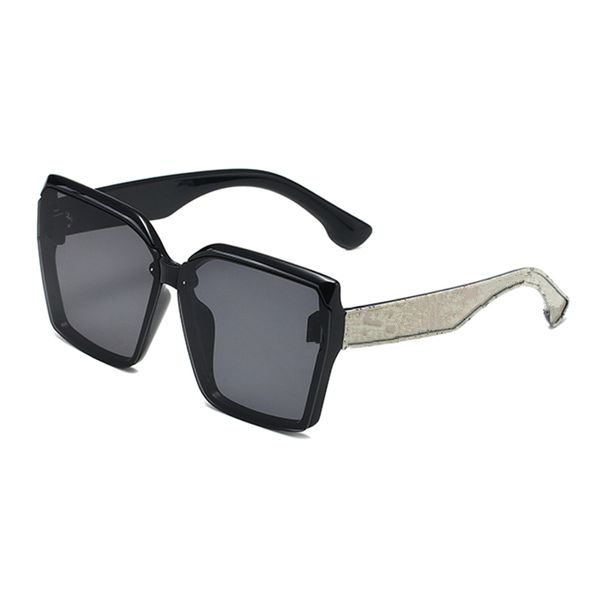 man woman designer sunglasses men women luxury sun glasses beach uv400 eyewear with box, White;black
man woman designer sunglasses men women luxury sun glasses beach uv400 eyewear with box, White;black