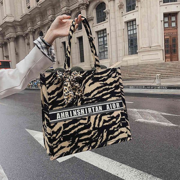 60% off online sale wholesale trendy version simple foreign style one shoulder diagonal bag large capacity tote bag leopard canvas handbag
60% off online sale wholesale trendy version simple foreign style one shoulder diagonal bag large capacity tote bag leopard canvas handbag