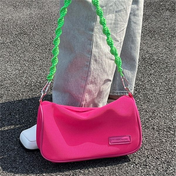 vintage chain women shoulder messenger bag fashion women underarm bags braided strap female purse handbags armpit bag 220629
vintage chain women shoulder messenger bag fashion women underarm bags braided strap female purse handbags armpit bag 220629
