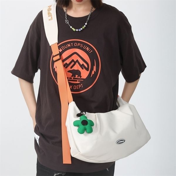 fashionable girl large capacity single shoulder bag korean cute woman inclined solid color casual nylon 220818
fashionable girl large capacity single shoulder bag korean cute woman inclined solid color casual nylon 220818