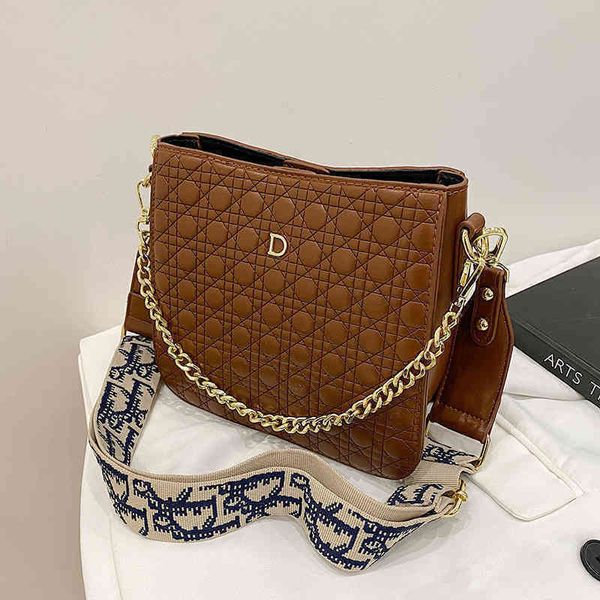 58% off online outlet shop bag female trend fashion chain texture one shoulder bucket bag
58% off online outlet shop bag female trend fashion chain texture one shoulder bucket bag