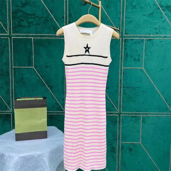 women casual knitted dresses d letter star silk striped star logo embroidery hip sleeveless dress lady, Black;gray
women casual knitted dresses d letter star silk striped star logo embroidery hip sleeveless dress lady, Black;gray