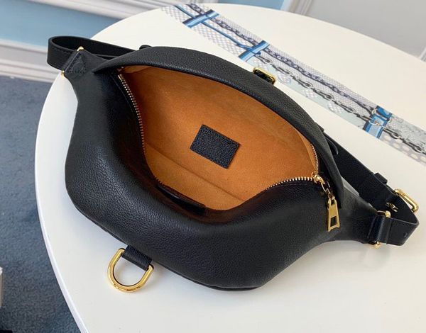 bumbag cross body waist bags temperament bumbags fanny pack bum embossing flowers famous soft leather luxurys designers bags serial number d
bumbag cross body waist bags temperament bumbags fanny pack bum embossing flowers famous soft leather luxurys designers bags serial number d
