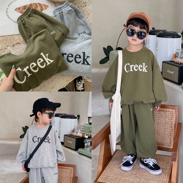 2022 autumn kids sports clothes sets girls letter printed long sleeve sweatshirt double pocket loose pants 2pcs children casual outfits q798, White
2022 autumn kids sports clothes sets girls letter printed long sleeve sweatshirt double pocket loose pants 2pcs children casual outfits q798, White