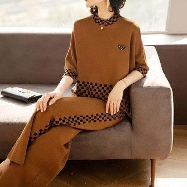fashionable temperament slim plaid sweater wide leg pants casual suit 220819, White
fashionable temperament slim plaid sweater wide leg pants casual suit 220819, White
