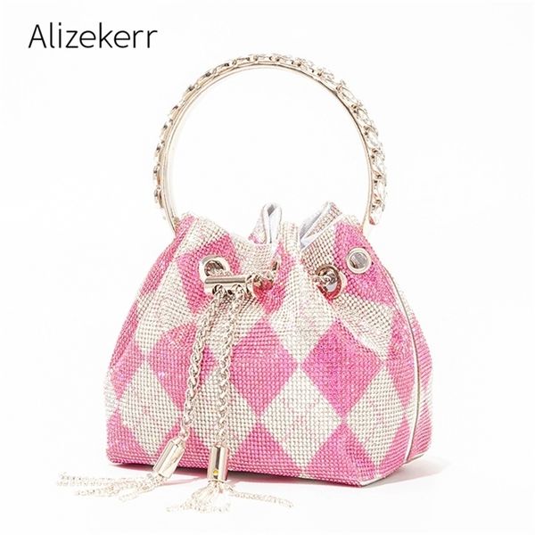 plaid diamonds tassel evening clutch bag women designer round handle chain shiny crystal bucket crossbody bags wedding party 220818
plaid diamonds tassel evening clutch bag women designer round handle chain shiny crystal bucket crossbody bags wedding party 220818