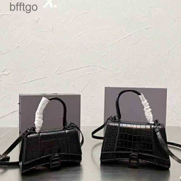 balencaigass designer handbags hourglass advanced crocodile bag 2022 net red same leather handbag single shoulder messenger 9xhz
balencaigass designer handbags hourglass advanced crocodile bag 2022 net red same leather handbag single shoulder messenger 9xhz