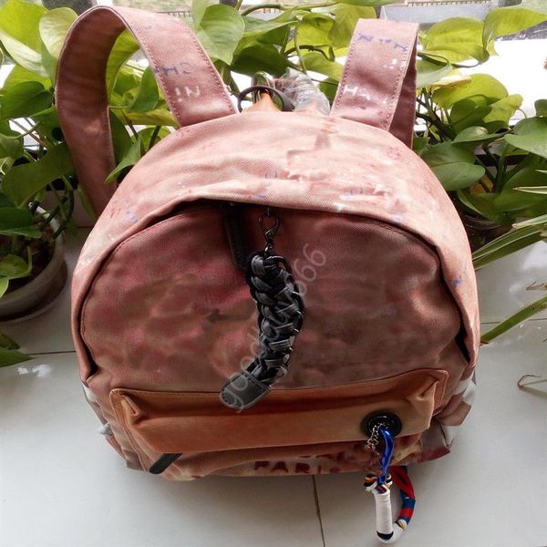 2021 graffiti rucksack catwalk outdoor sport casual canvas backpack men women large capacity schoolbag exterior stereo zipper bags199b
2021 graffiti rucksack catwalk outdoor sport casual canvas backpack men women large capacity schoolbag exterior stereo zipper bags199b