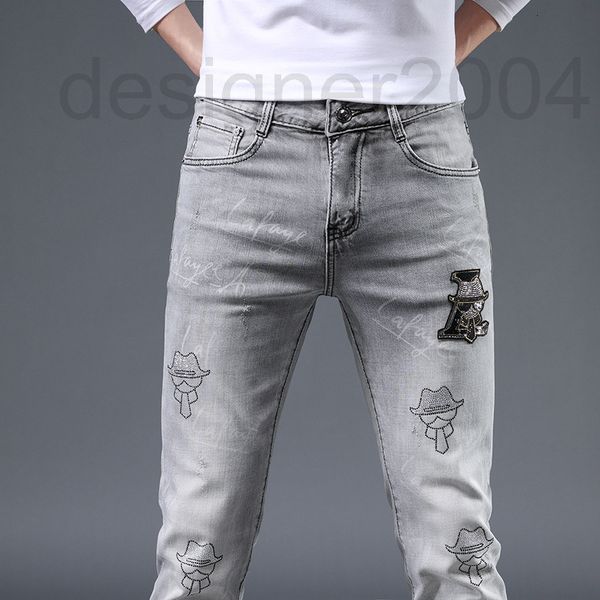 men's jeans designer light luxury men's fashion brand embroidery slim fit small leg jeans pants european version high-end elastic, Blue
men's jeans designer light luxury men's fashion brand embroidery slim fit small leg jeans pants european version high-end elastic, Blue