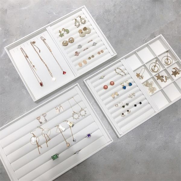 selling classic white pu leather necklace ring earring holder jewelry tray series jewelry disply jewellery organizer box 220819, Black;white
selling classic white pu leather necklace ring earring holder jewelry tray series jewelry disply jewellery organizer box 220819, Black;white