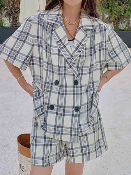 women's elegant casual plaid two pieces set women loose vintage blazer jackets shorts suit femme fashion business outfits clothing j220, White;black
women's elegant casual plaid two pieces set women loose vintage blazer jackets shorts suit femme fashion business outfits clothing j220, White;black